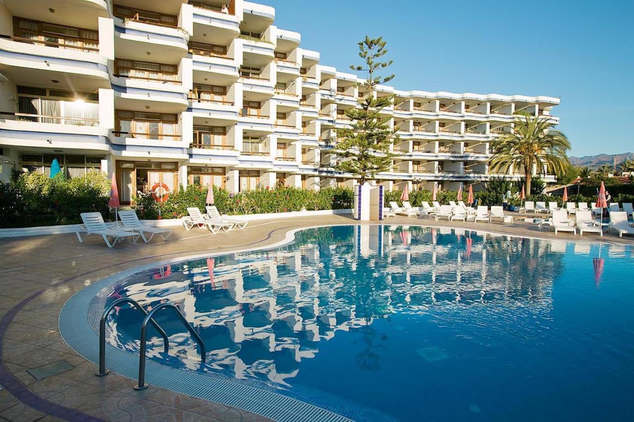 Apartamentos Tamaran San Bartolomé Zewnętrze zdjęcie